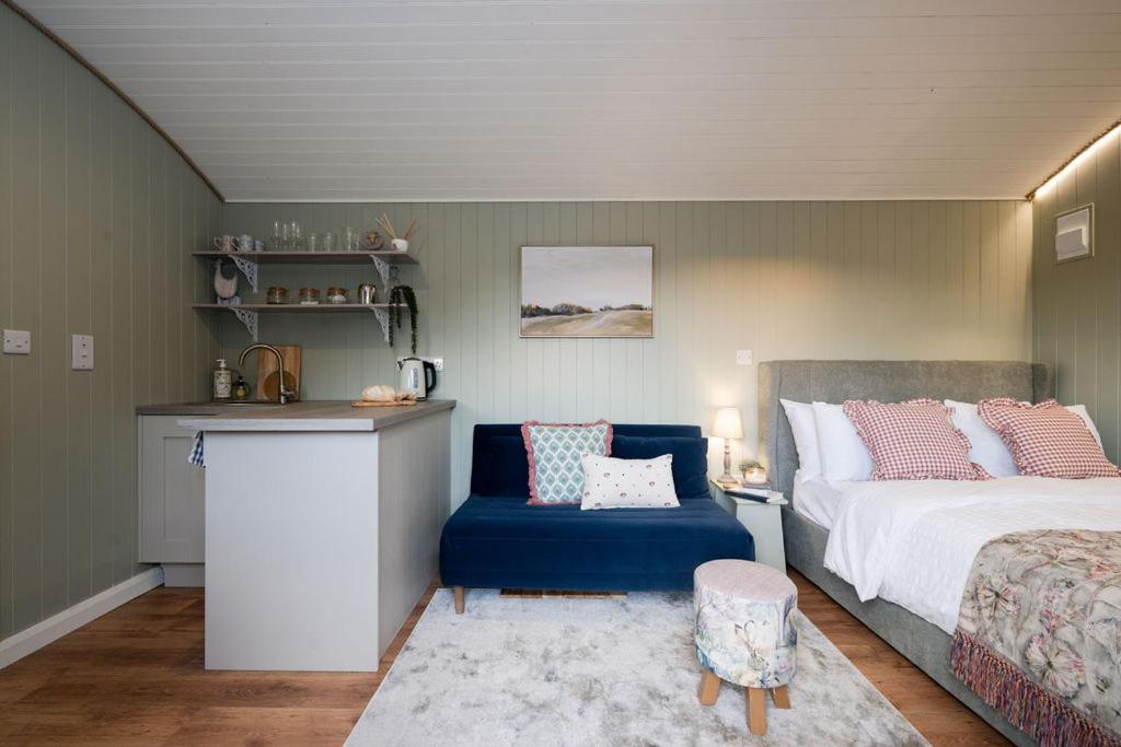 Barfield Shepherds Hut Magherafelt Exterior photo