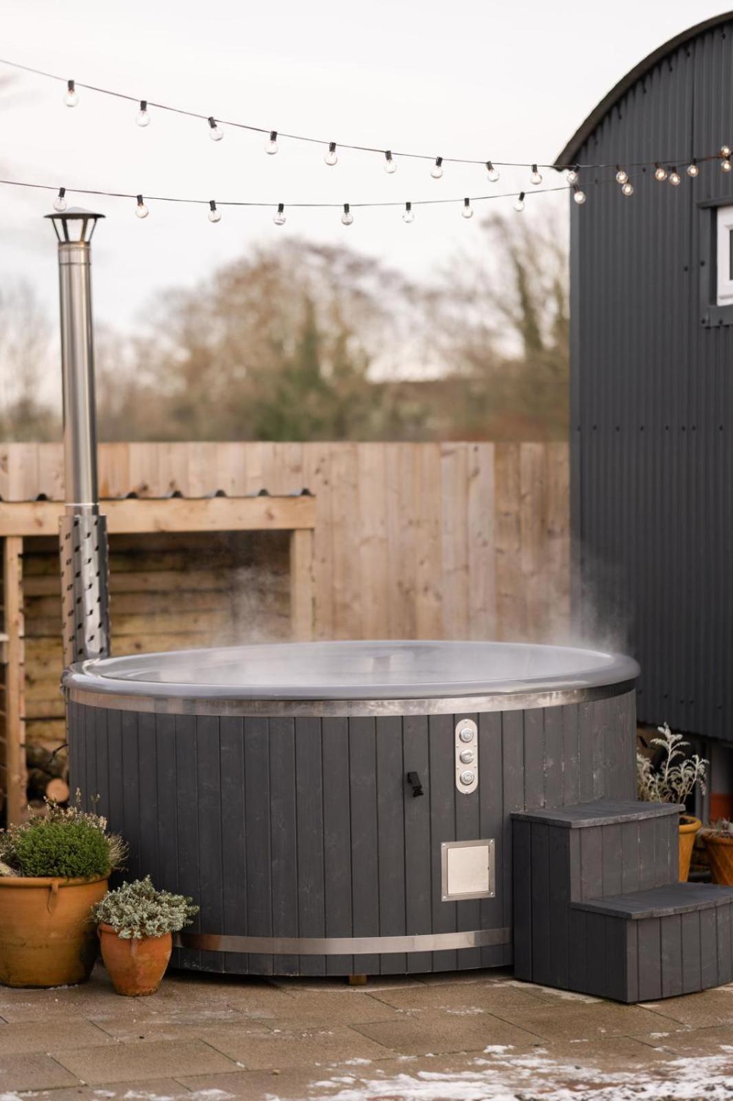 Barfield Shepherds Hut Magherafelt Exterior photo